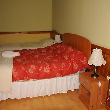 Hostal El Rincon Πουέρτο Νατάλες Εξωτερικό φωτογραφία