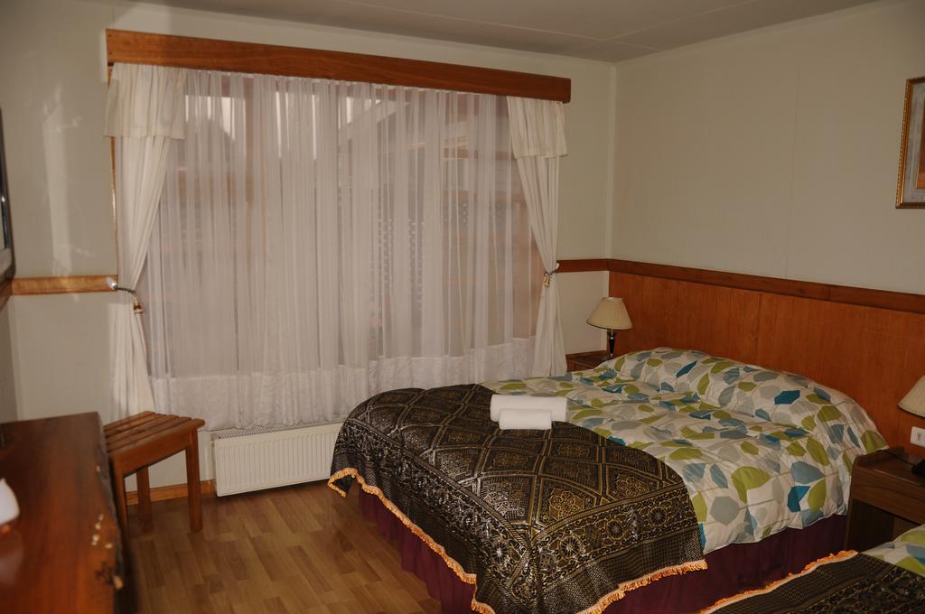 Hostal El Rincon Πουέρτο Νατάλες Εξωτερικό φωτογραφία
